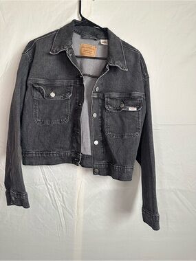 Levi's Black Cropped Denim Jacket - Women's